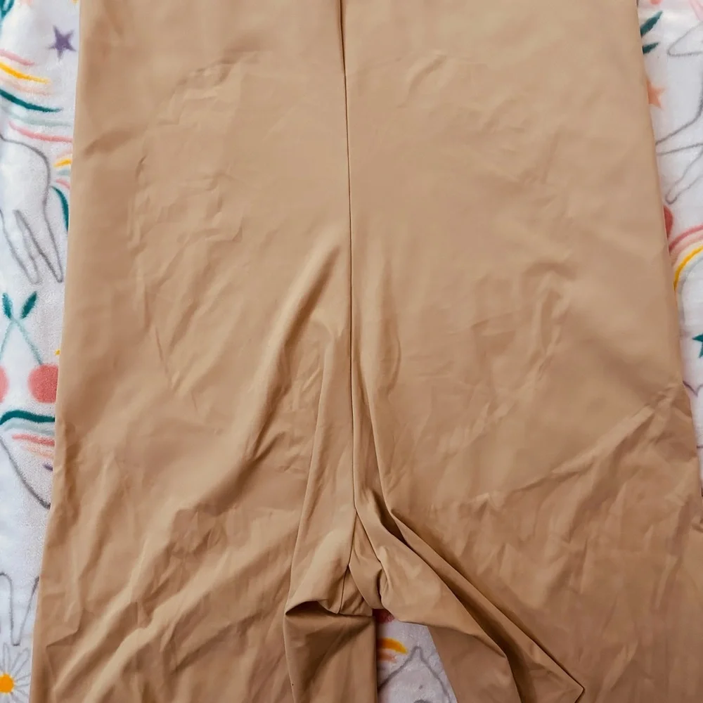Cacique High-Waist Thigh Shaper‎ Short. NWOT